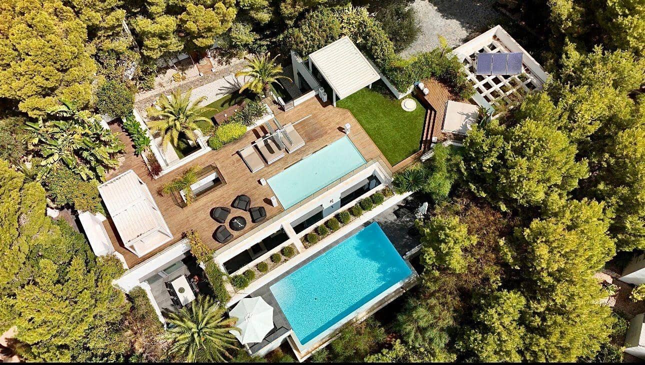 4 bedroom Villa for sale in Altea with pool - € 2,800,000 (Ref: 8479340)