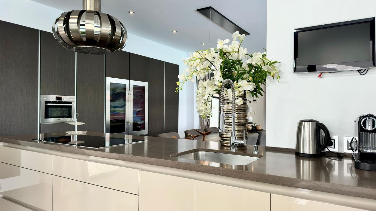 4 bedroom Villa for sale in Altea with pool - € 2,800,000 (Ref: 8479340)