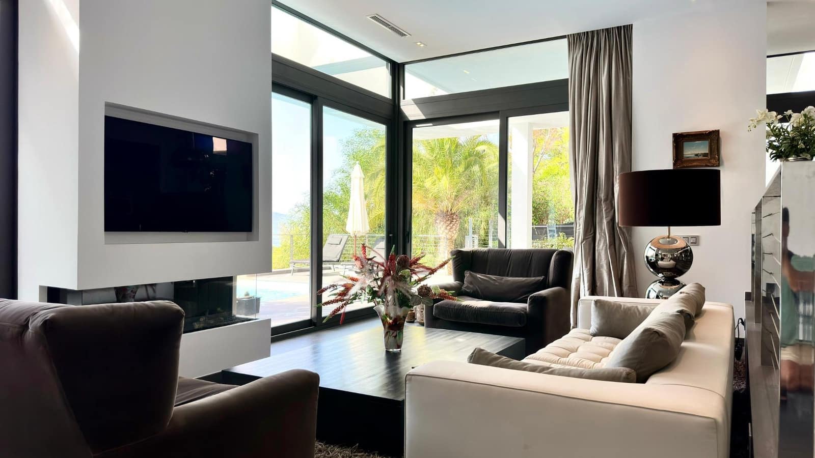 4 bedroom Villa for sale in Altea with pool - € 2,800,000 (Ref: 8479340)