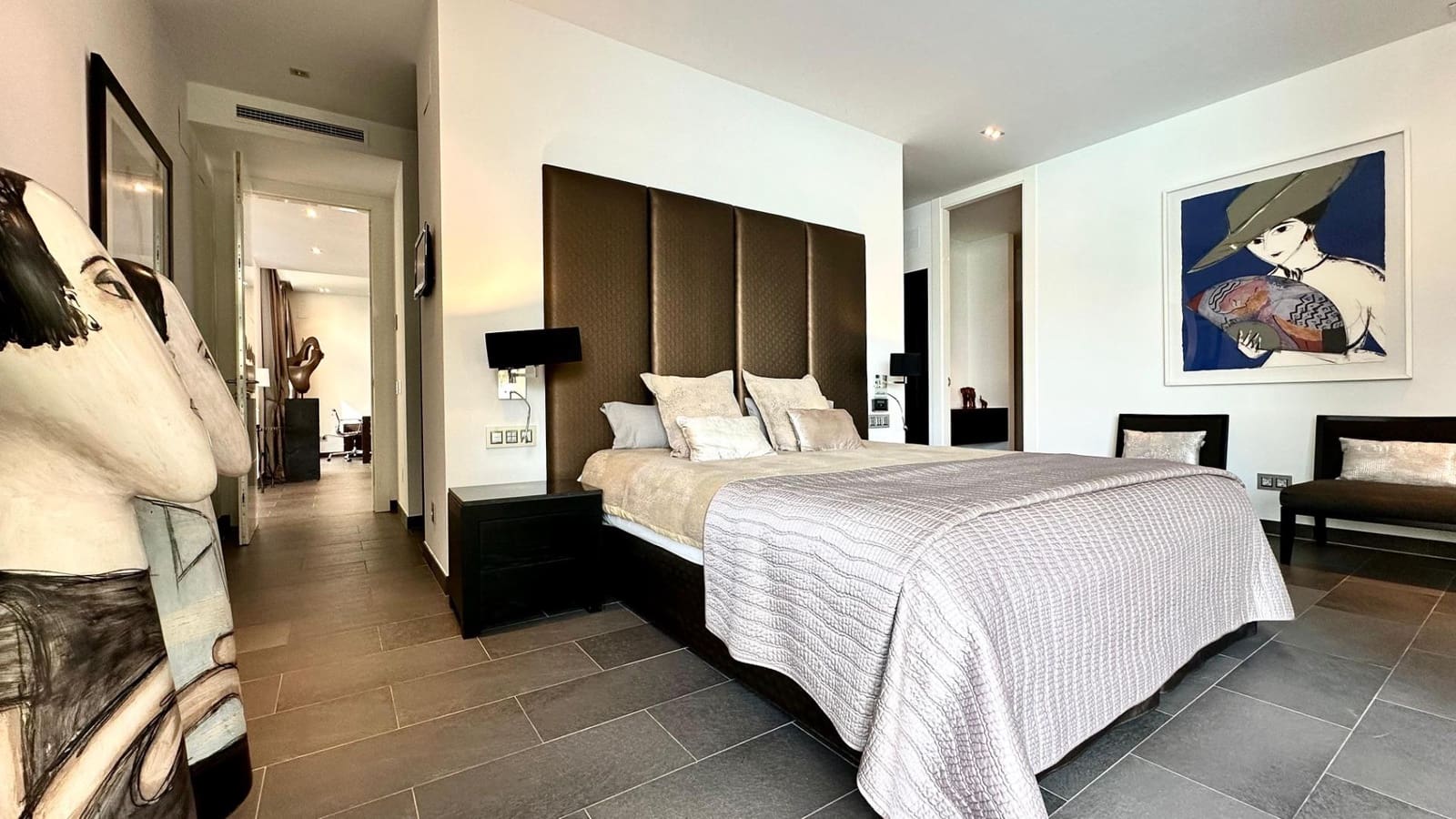 4 bedroom Villa for sale in Altea with pool - € 2,800,000 (Ref: 8479340)