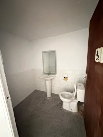 Kommersiell till salu i Alicante stad - 85 000 € (Ref: 8500248)