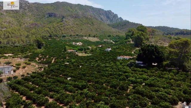 3 sypialnia Willa na sprzedaż w Alzira z basenem garażem - 2 000 000 € (Ref: 8509029)