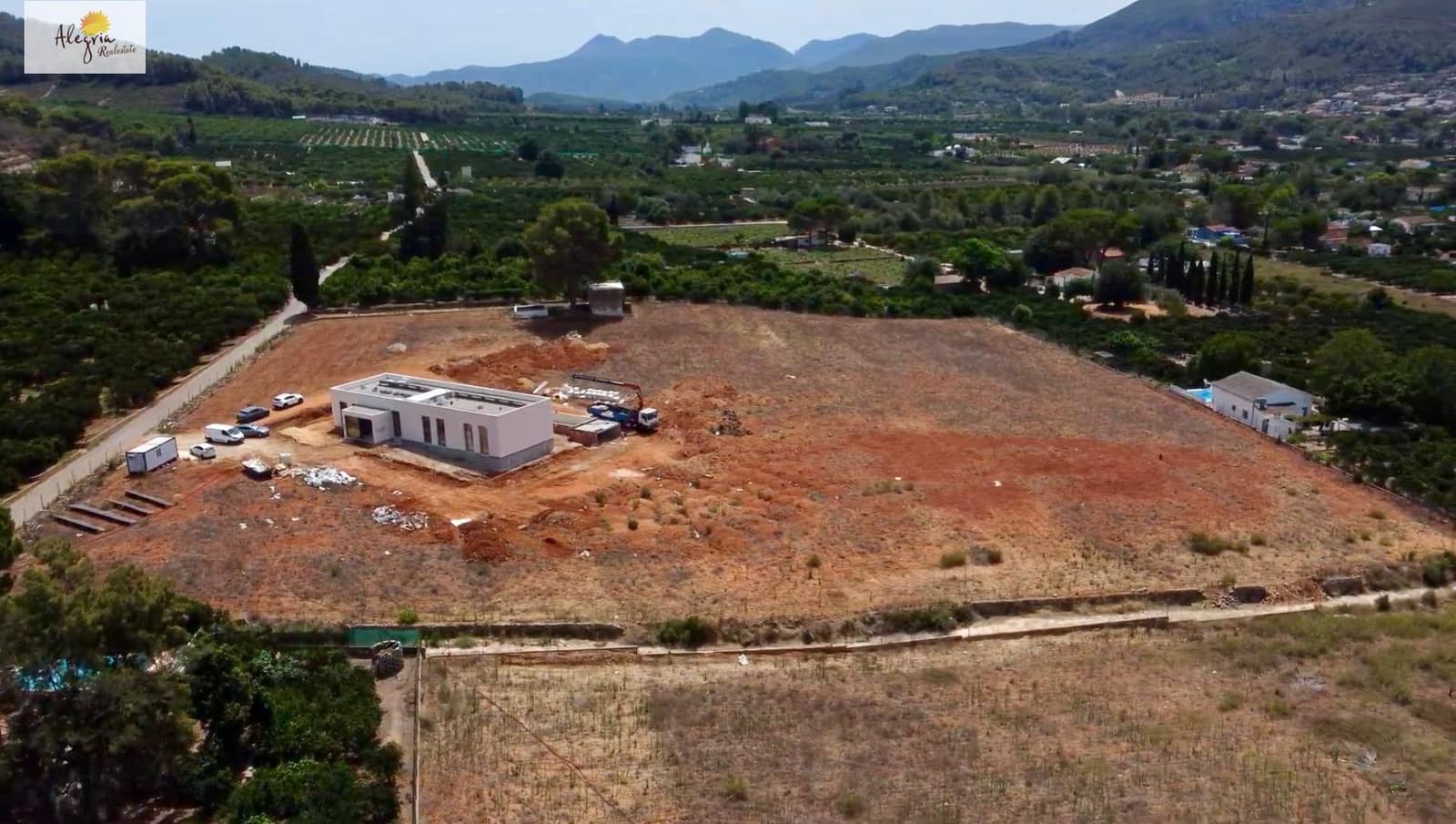 3 soveværelse Villa til salg i Alzira med swimmingpool garage - € 2.000.000 (Ref: 8509029)