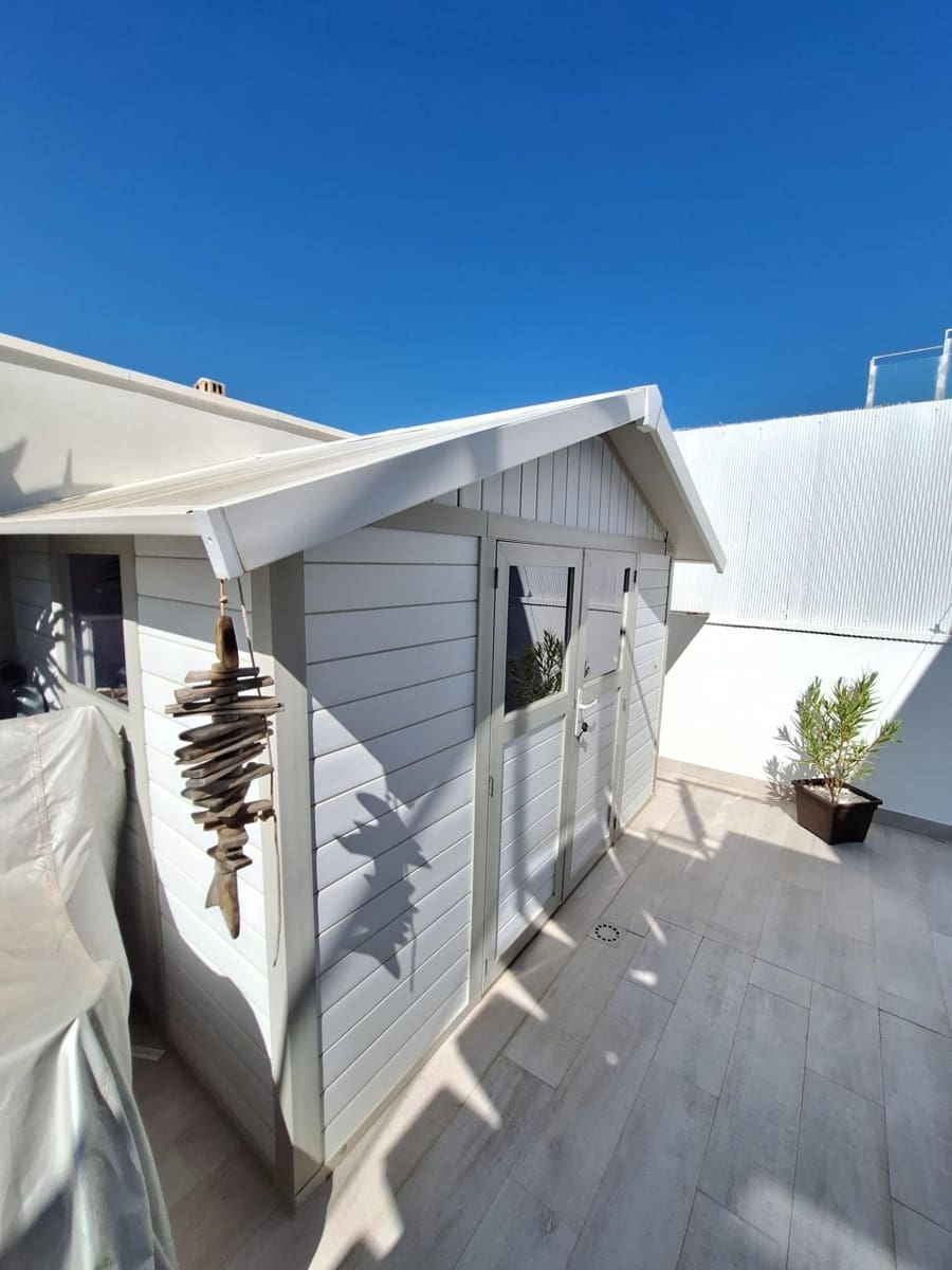 3 soverom Villa til salgs i La Siesta med svømmebasseng garasje - € 594 000 (Ref: 8526723)