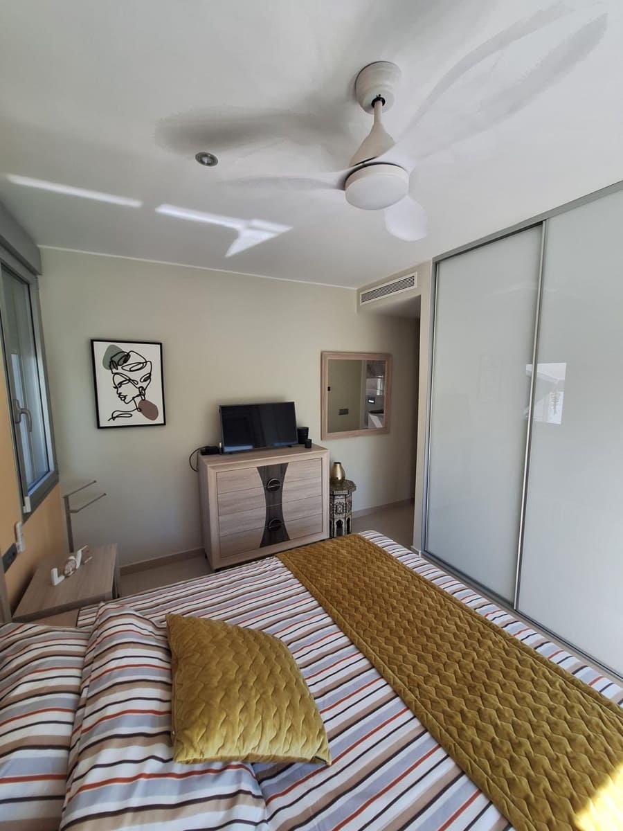 3 soverom Villa til salgs i La Siesta med svømmebasseng garasje - € 594 000 (Ref: 8526723)