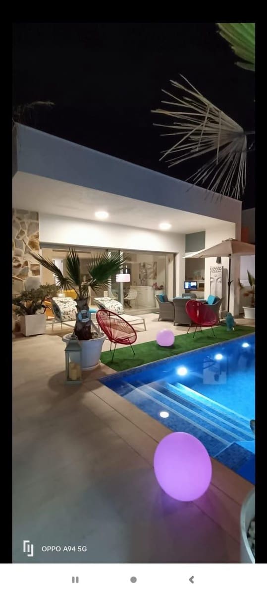 3 soverom Villa til salgs i La Siesta med svømmebasseng garasje - € 594 000 (Ref: 8526723)