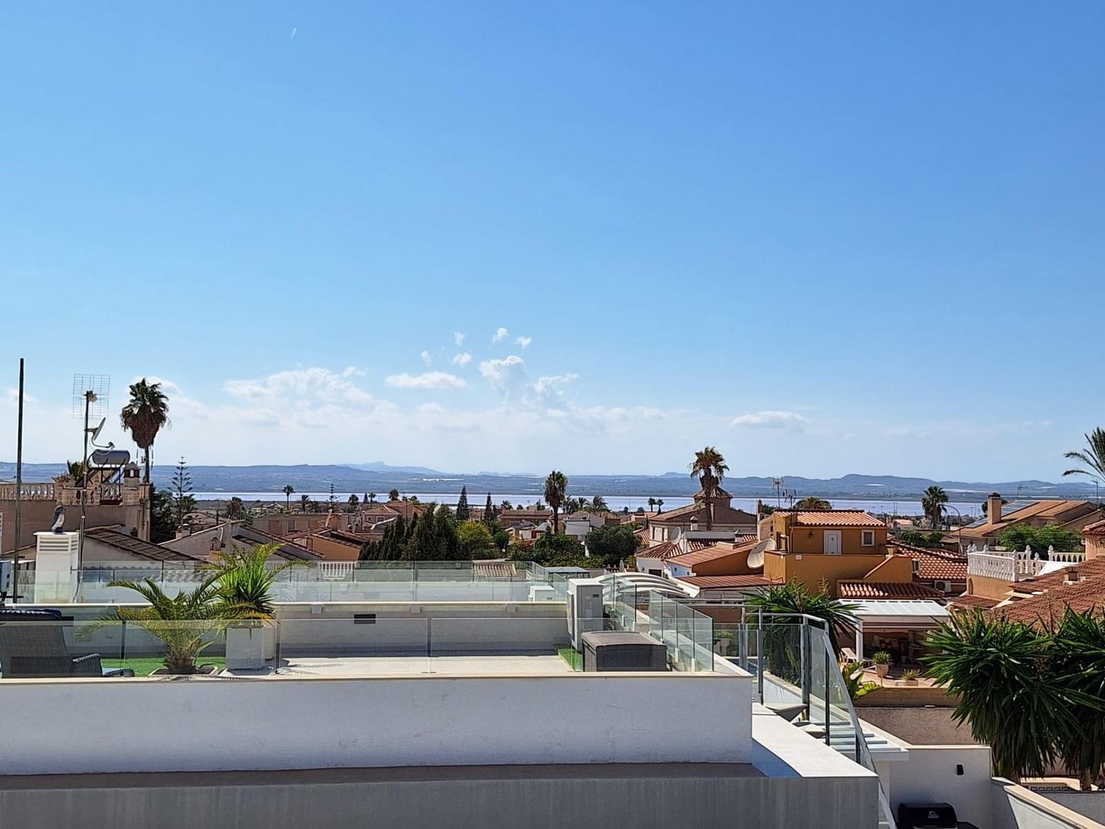 3 soverom Villa til salgs i La Siesta med svømmebasseng garasje - € 594 000 (Ref: 8526723)