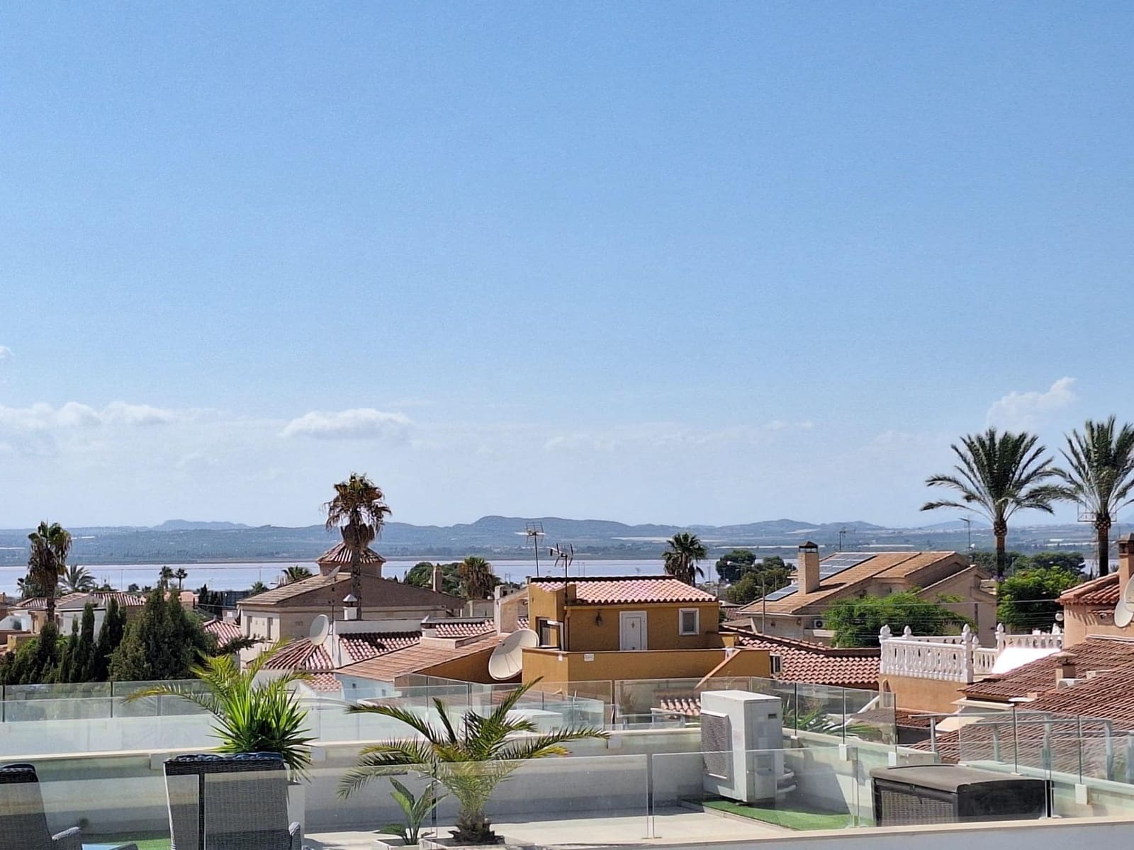 3 soverom Villa til salgs i La Siesta med svømmebasseng garasje - € 594 000 (Ref: 8526723)