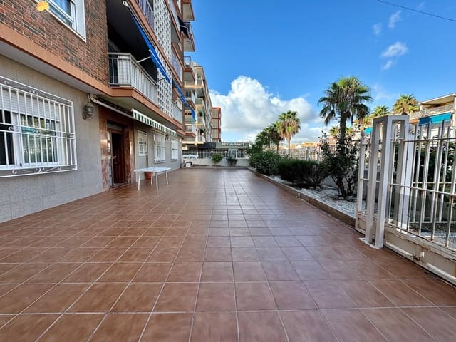 Apartamento de 3 habitaciones en Playa de los Náufragos, Torrevieja en venta con garaje - 244.900 € (Ref: 8527714)