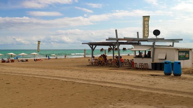 3 sypialnia Apartament na sprzedaż w El Campello z basenem garażem - 590 000 € (Ref: 8546949)