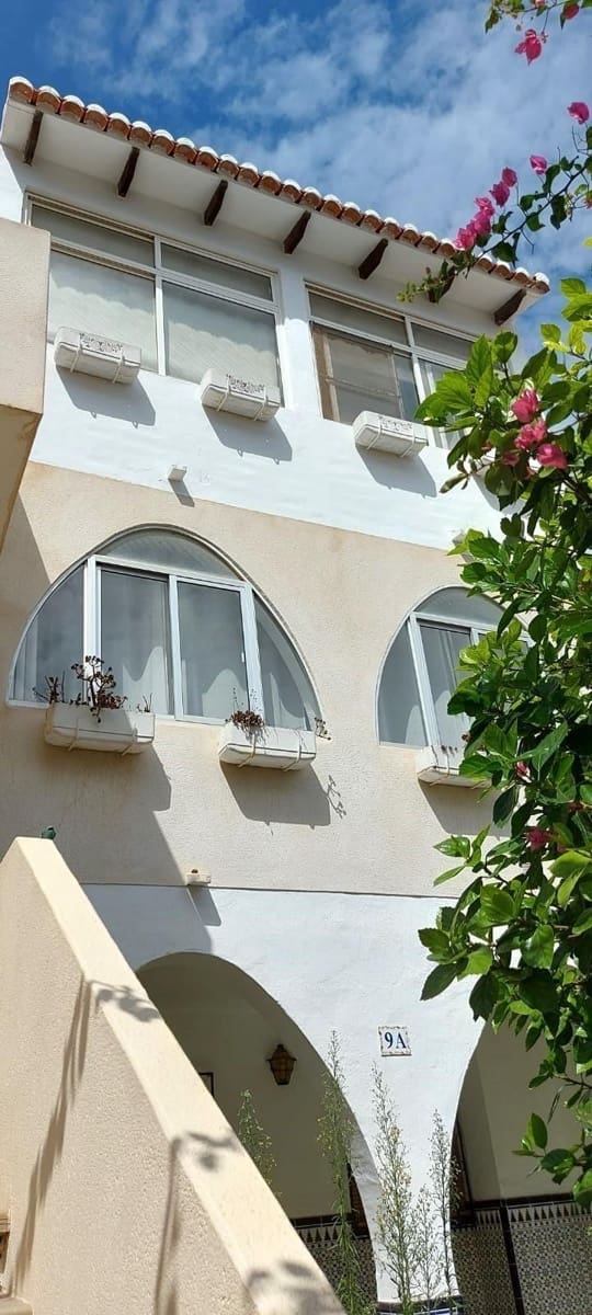 3 soveværelse Penthouse til salg i La Zenia - € 163.000 (Ref: 8546956)