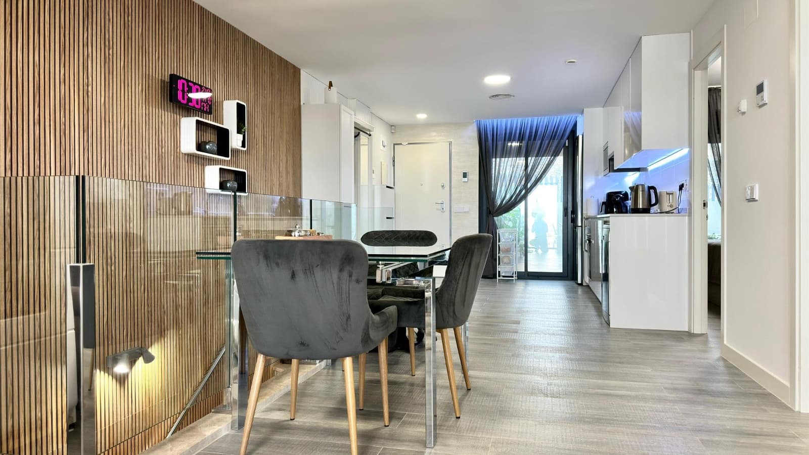 3 bedroom Apartment for sale in Finestrat with pool - € 529,000 (Ref: 8582591)