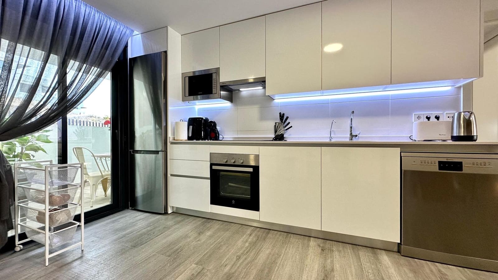 3 bedroom Apartment for sale in Finestrat with pool - € 529,000 (Ref: 8582591)