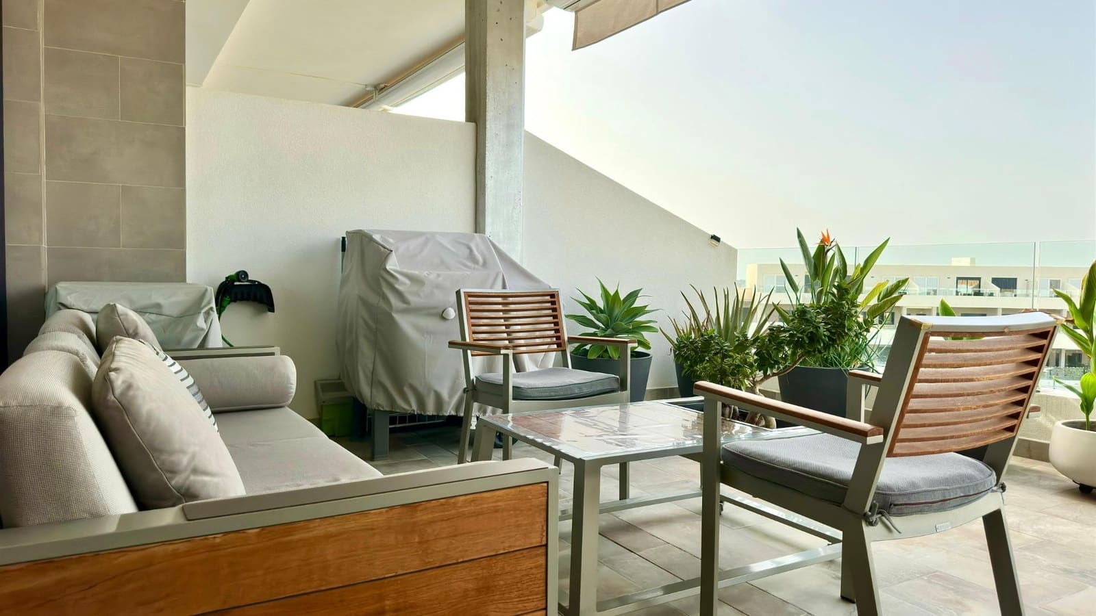 3 bedroom Apartment for sale in Finestrat with pool - € 529,000 (Ref: 8582591)