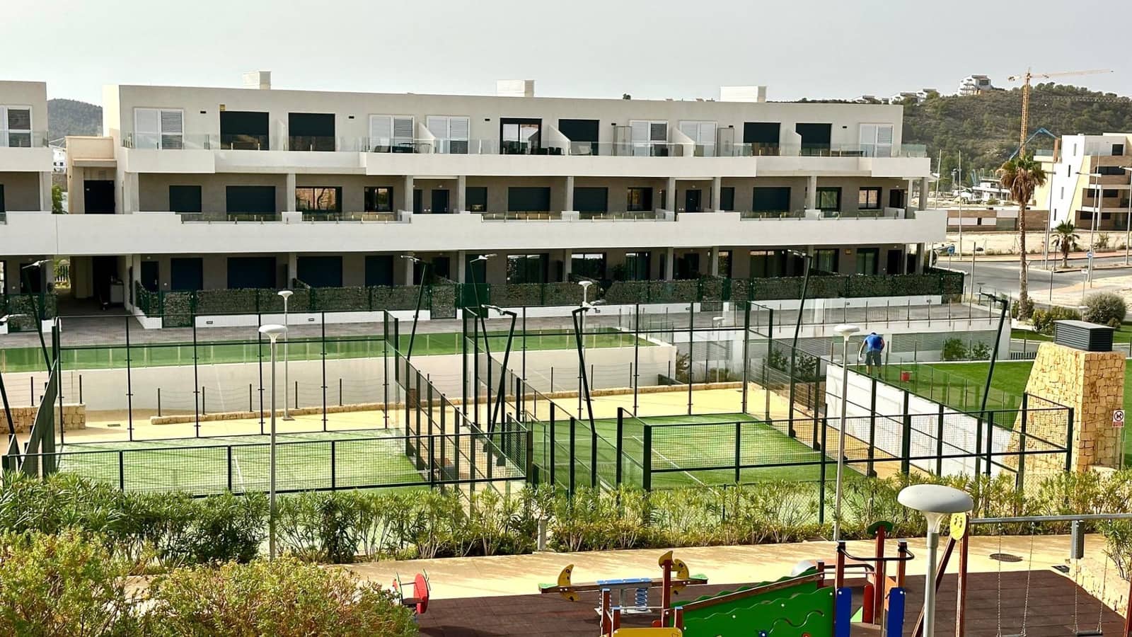 3 bedroom Apartment for sale in Finestrat with pool - € 529,000 (Ref: 8582591)