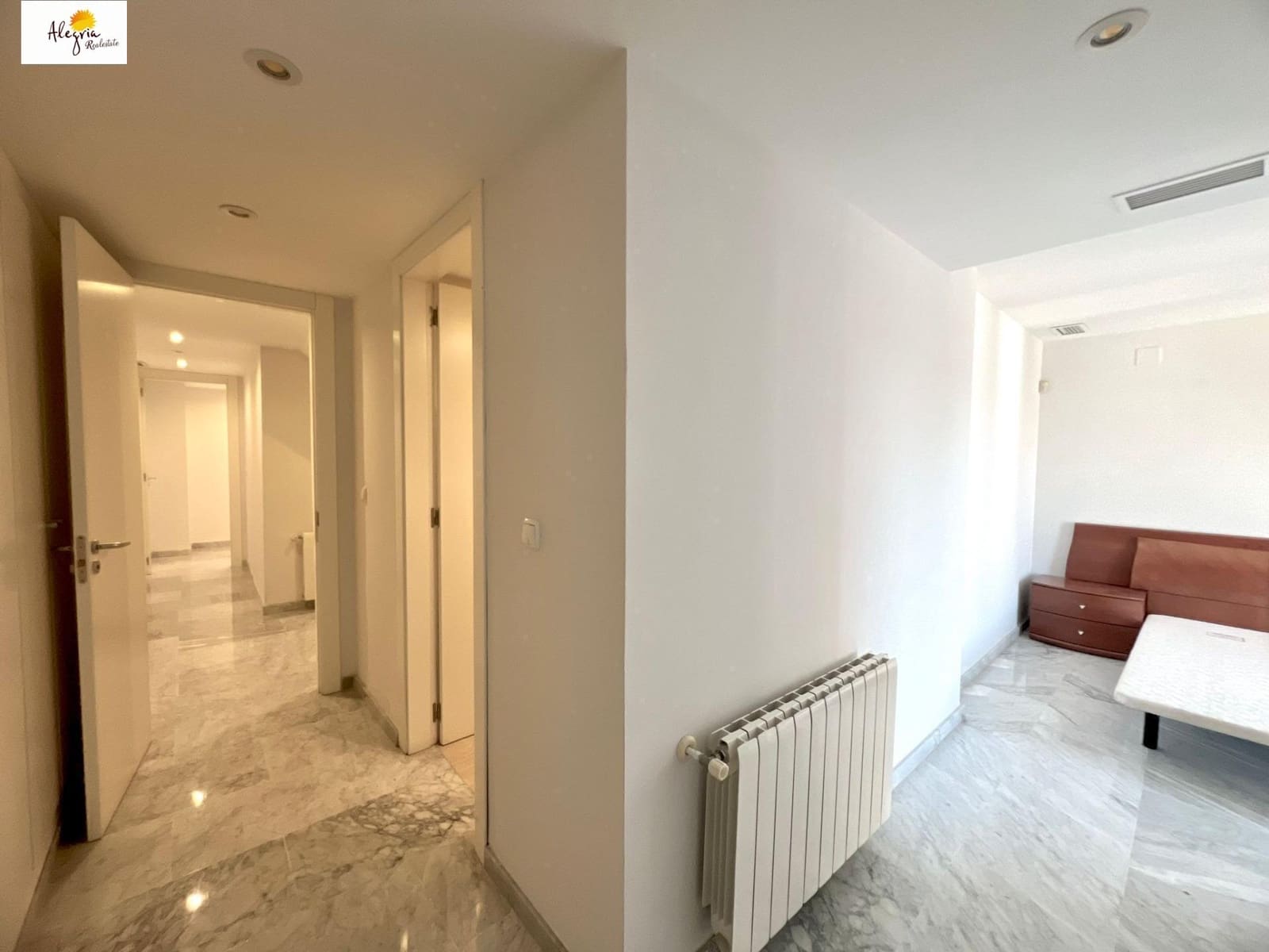 4 soverom Leilighet til salgs i Valencia by med garasje - € 820 000 (Ref: 8595321)