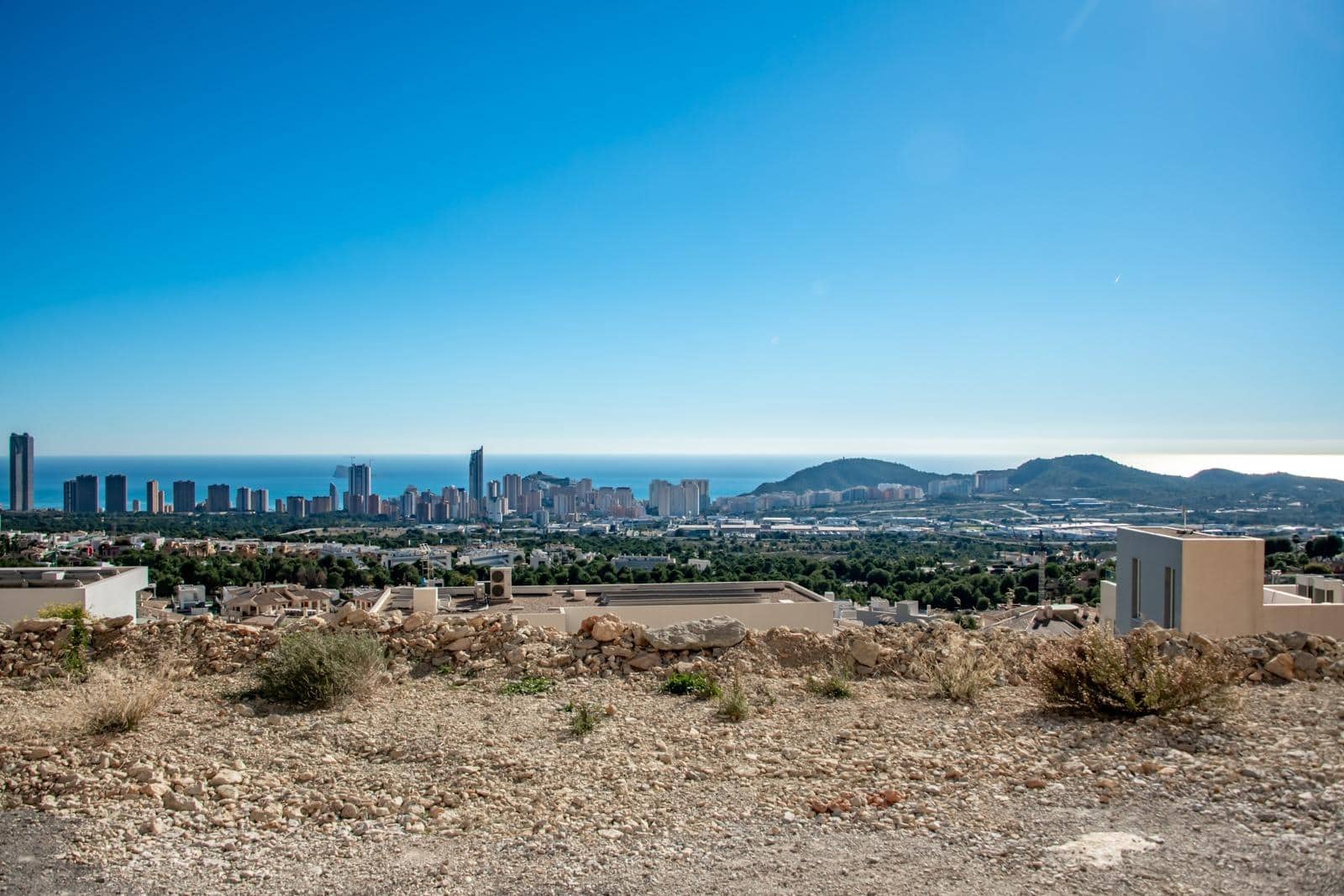 4 makuuhuone Huvila myytävänä paikassa Finestrat mukana uima-altaan 
autotalli - 2 500 000 € (Ref: 8595323)