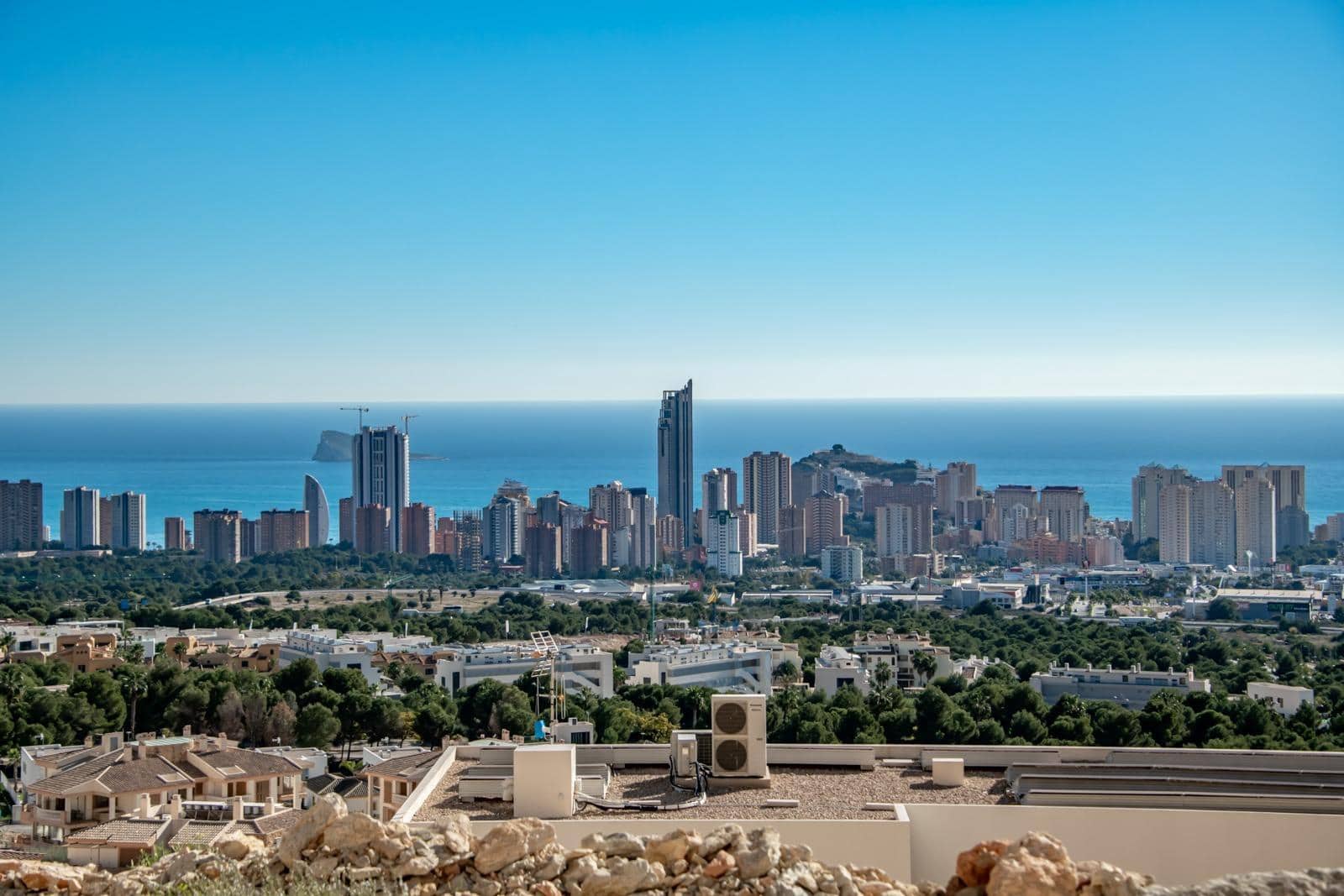 4 makuuhuone Huvila myytävänä paikassa Finestrat mukana uima-altaan 
autotalli - 2 500 000 € (Ref: 8595323)