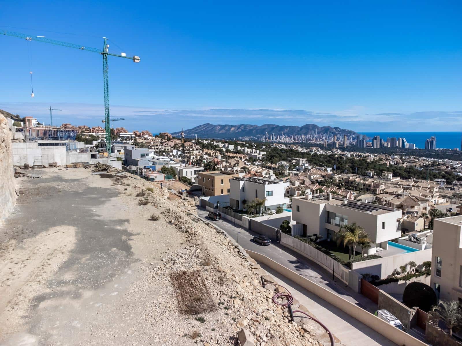 4 makuuhuone Huvila myytävänä paikassa Finestrat mukana uima-altaan 
autotalli - 2 500 000 € (Ref: 8595323)