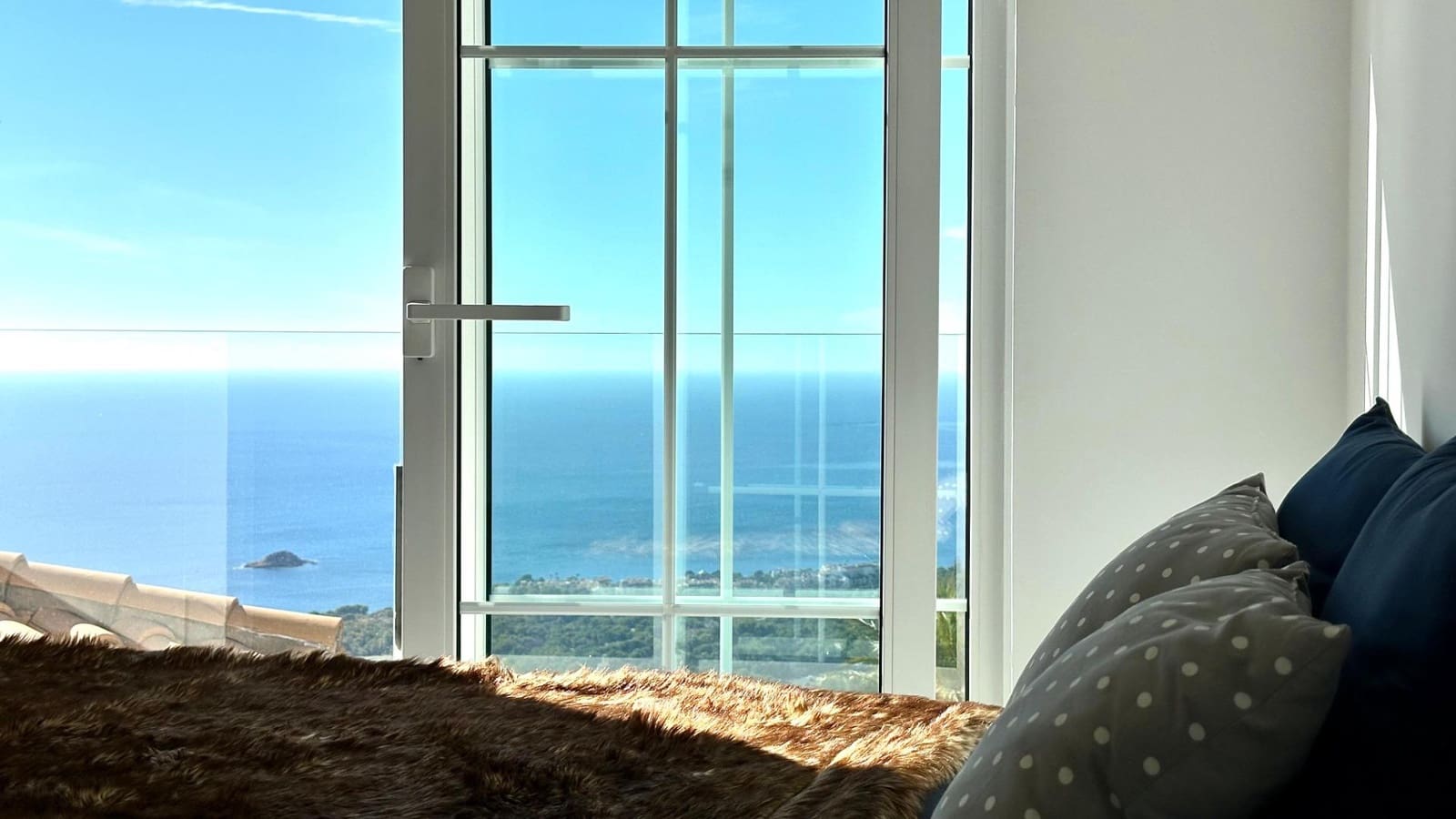 4 bedroom Villa for sale in Altea with pool garage - € 2,500,000 (Ref: 8599888)