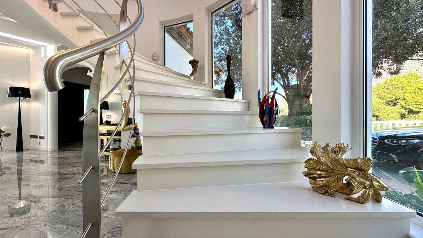 4 bedroom Villa for sale in Altea with pool garage - € 2,500,000 (Ref: 8599888)