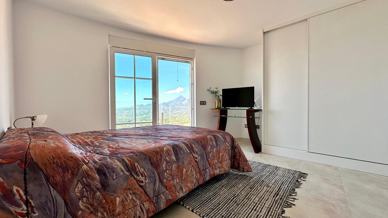 4 bedroom Villa for sale in Altea with pool garage - € 2,500,000 (Ref: 8599888)