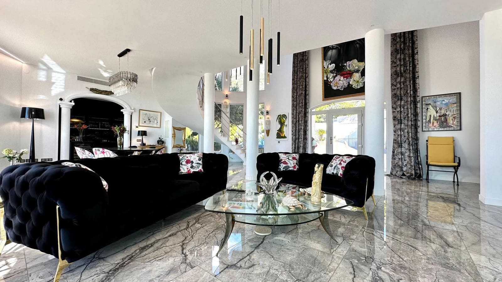 4 bedroom Villa for sale in Altea with pool garage - € 2,500,000 (Ref: 8599888)