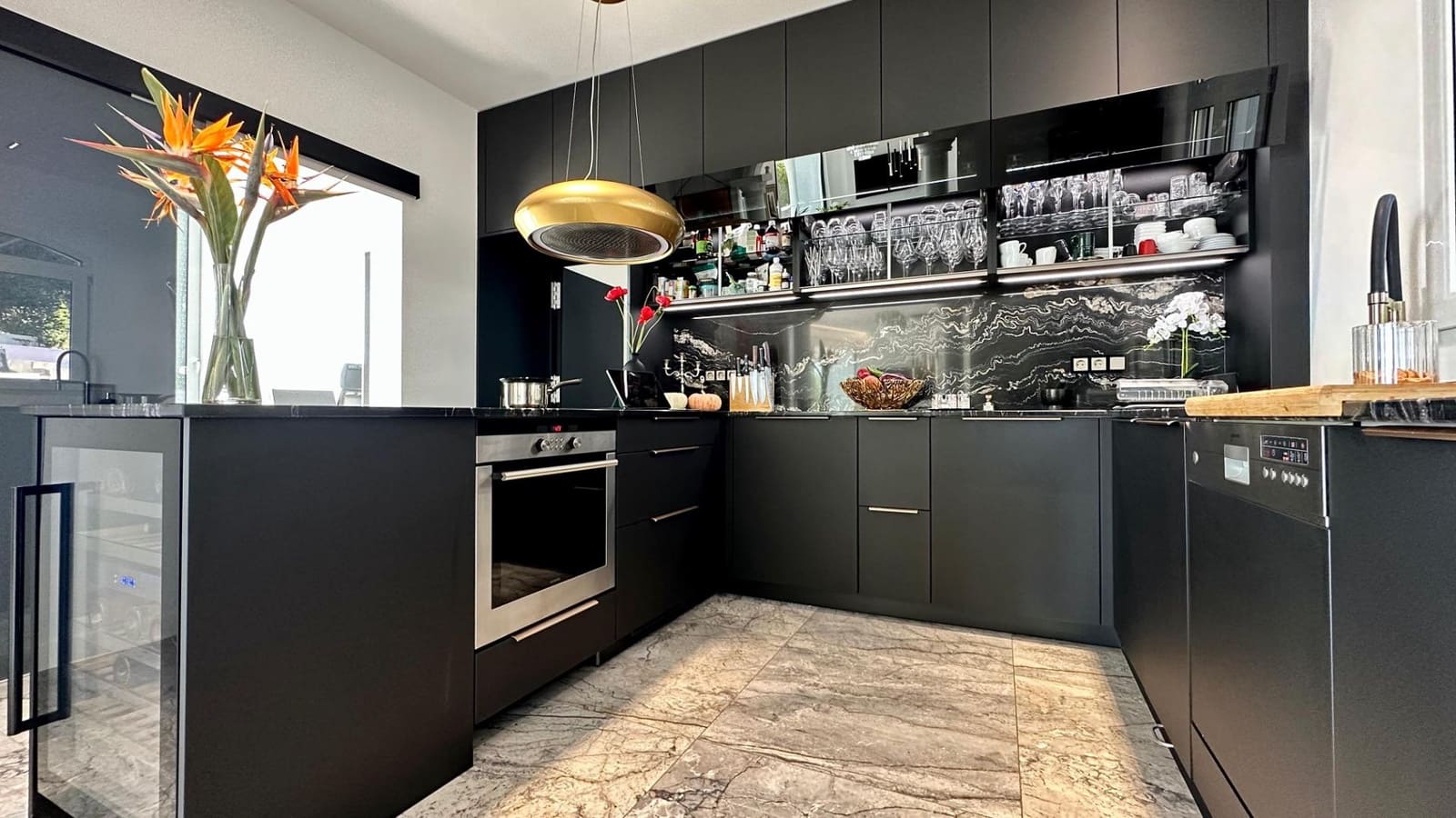 4 bedroom Villa for sale in Altea with pool garage - € 2,500,000 (Ref: 8599888)