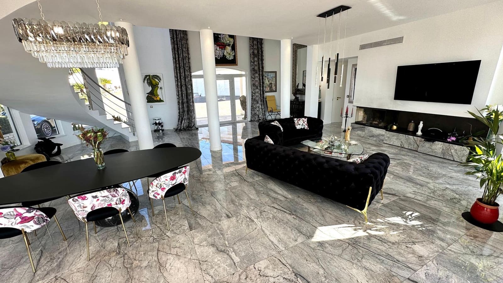 4 bedroom Villa for sale in Altea with pool garage - € 2,500,000 (Ref: 8599888)