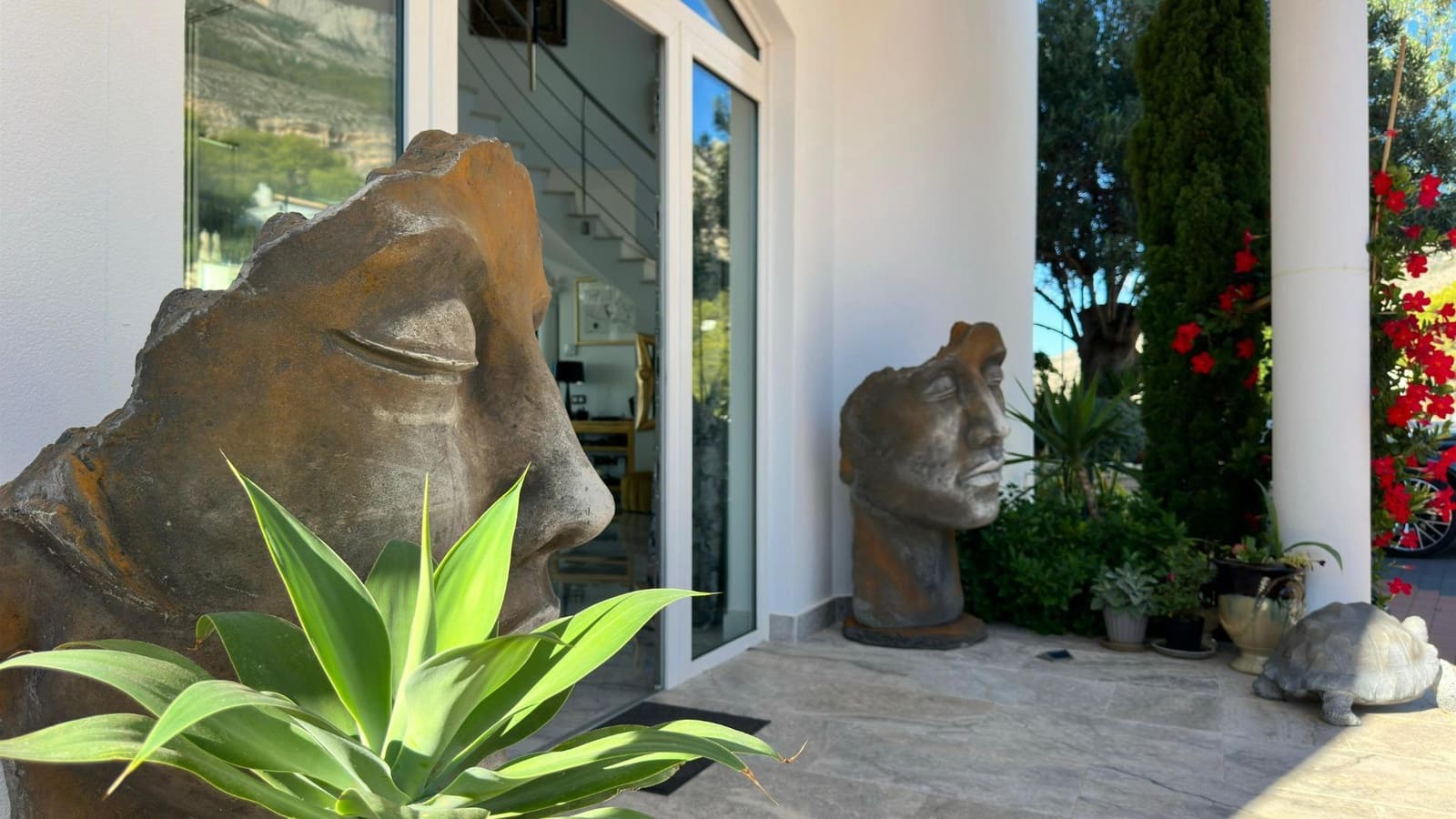 4 bedroom Villa for sale in Altea with pool garage - € 2,500,000 (Ref: 8599888)