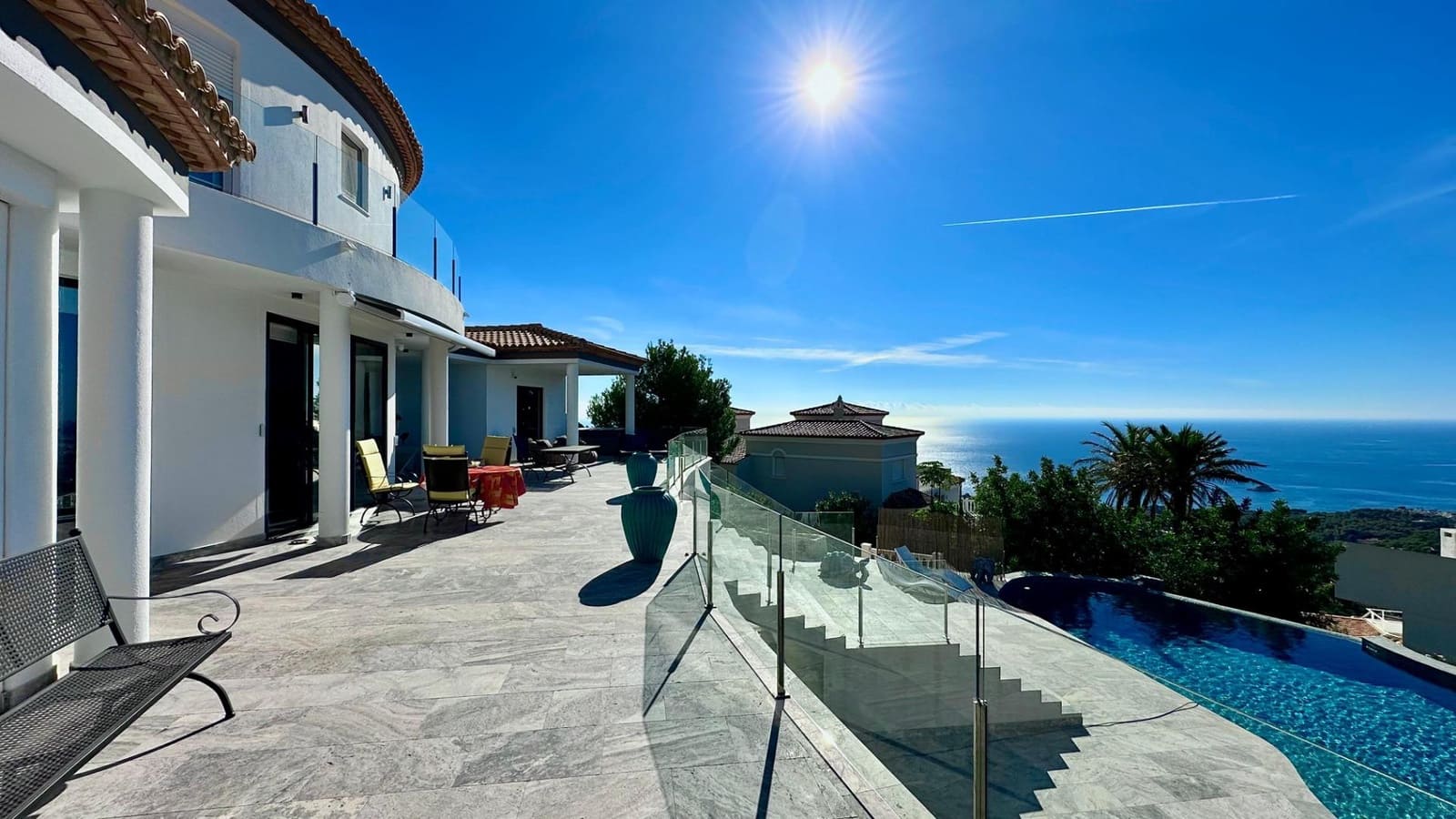 4 bedroom Villa for sale in Altea with pool garage - € 2,500,000 (Ref: 8599888)
