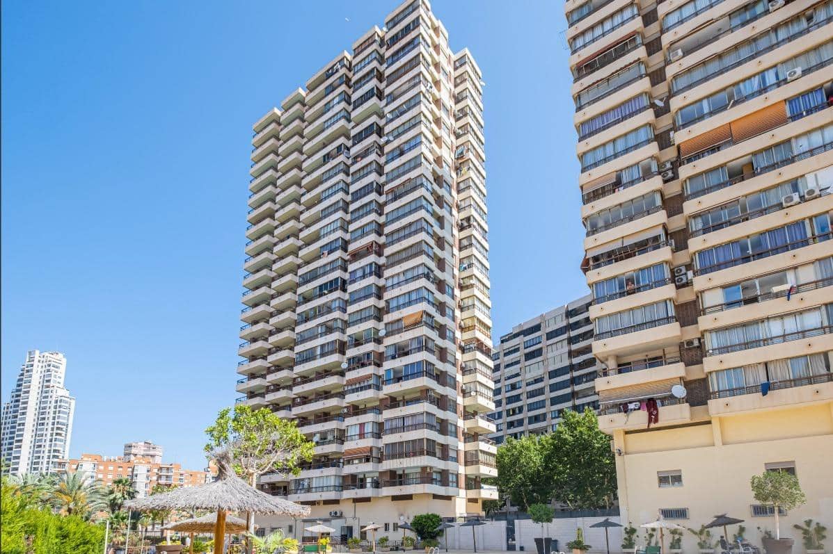 1 soveværelse Lejlighed til salg i Benidorm med swimmingpool - € 209.000 (Ref: 8599890)