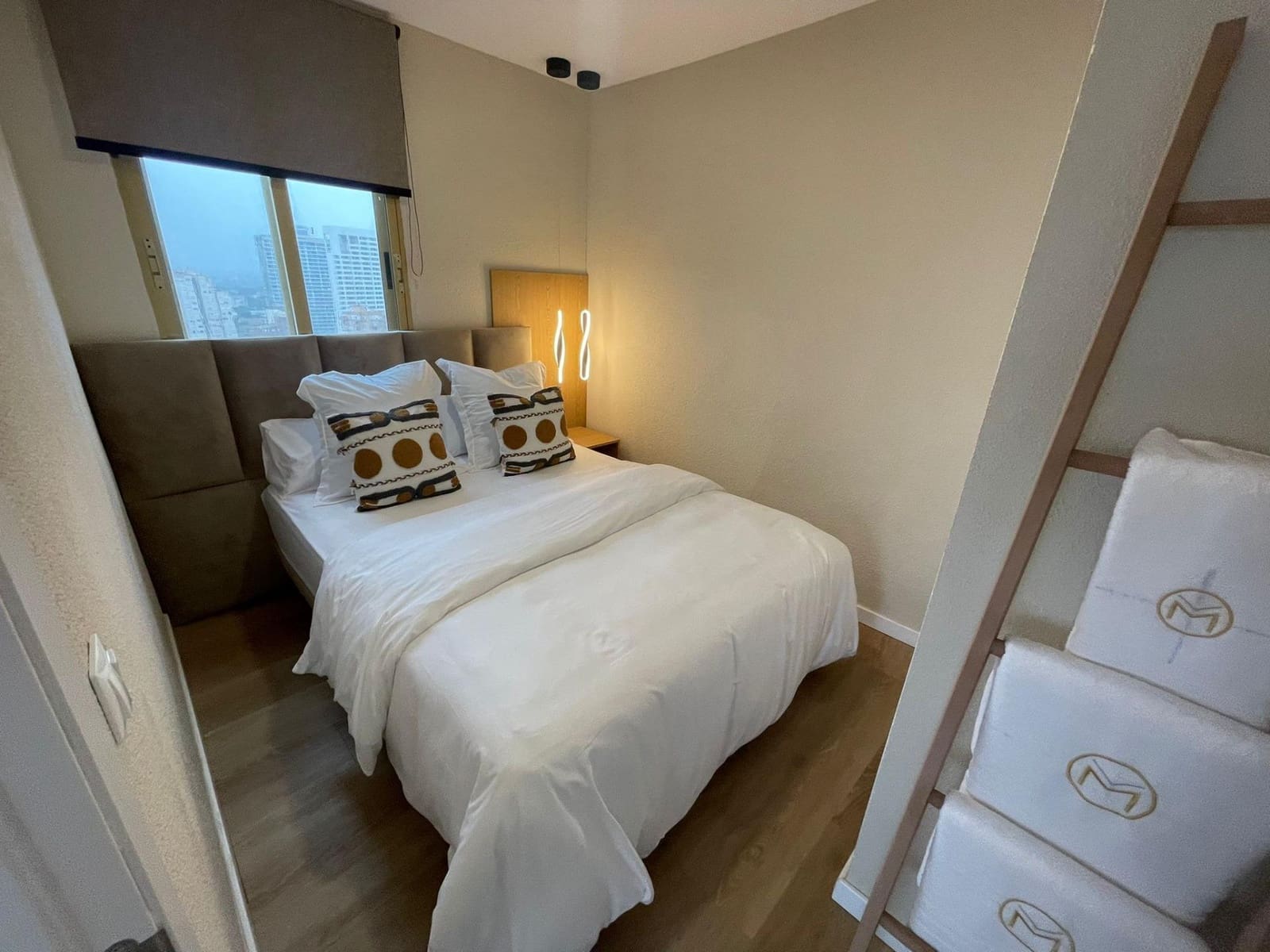 1 soveværelse Lejlighed til salg i Benidorm med swimmingpool - € 209.000 (Ref: 8599890)