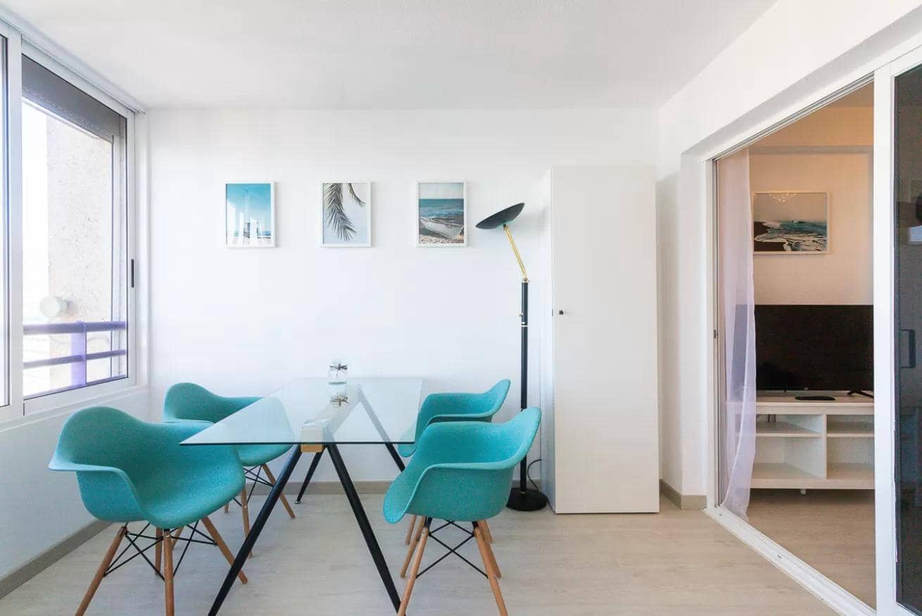 Apartamento de 2 habitaciones en Benidorm en venta con piscina - 320.000 € (Ref: 8620164)