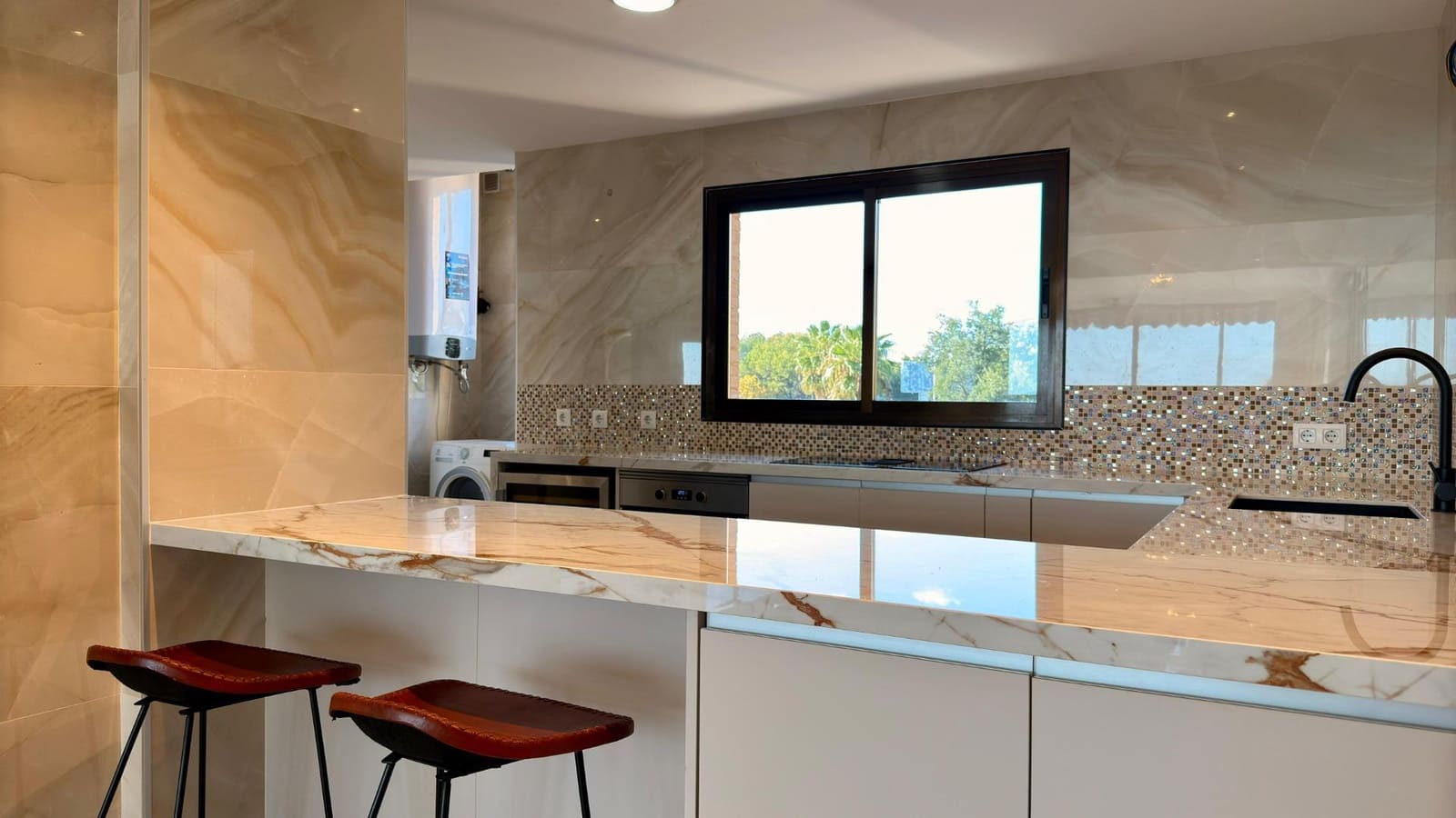 4 chambre Appartement à vendre à Benidorm avec piscine - 650 000 € (Ref: 8624333)