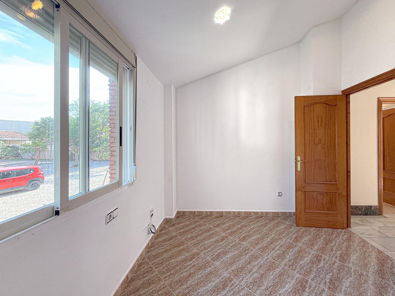 5 bedroom Villa for sale in Orihuela with pool garage - € 419,900 (Ref: 8633164)