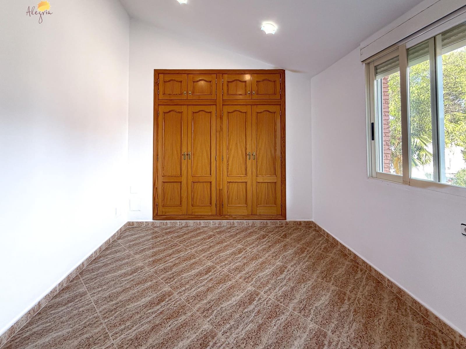 5 bedroom Villa for sale in Orihuela with pool garage - € 419,900 (Ref: 8633164)