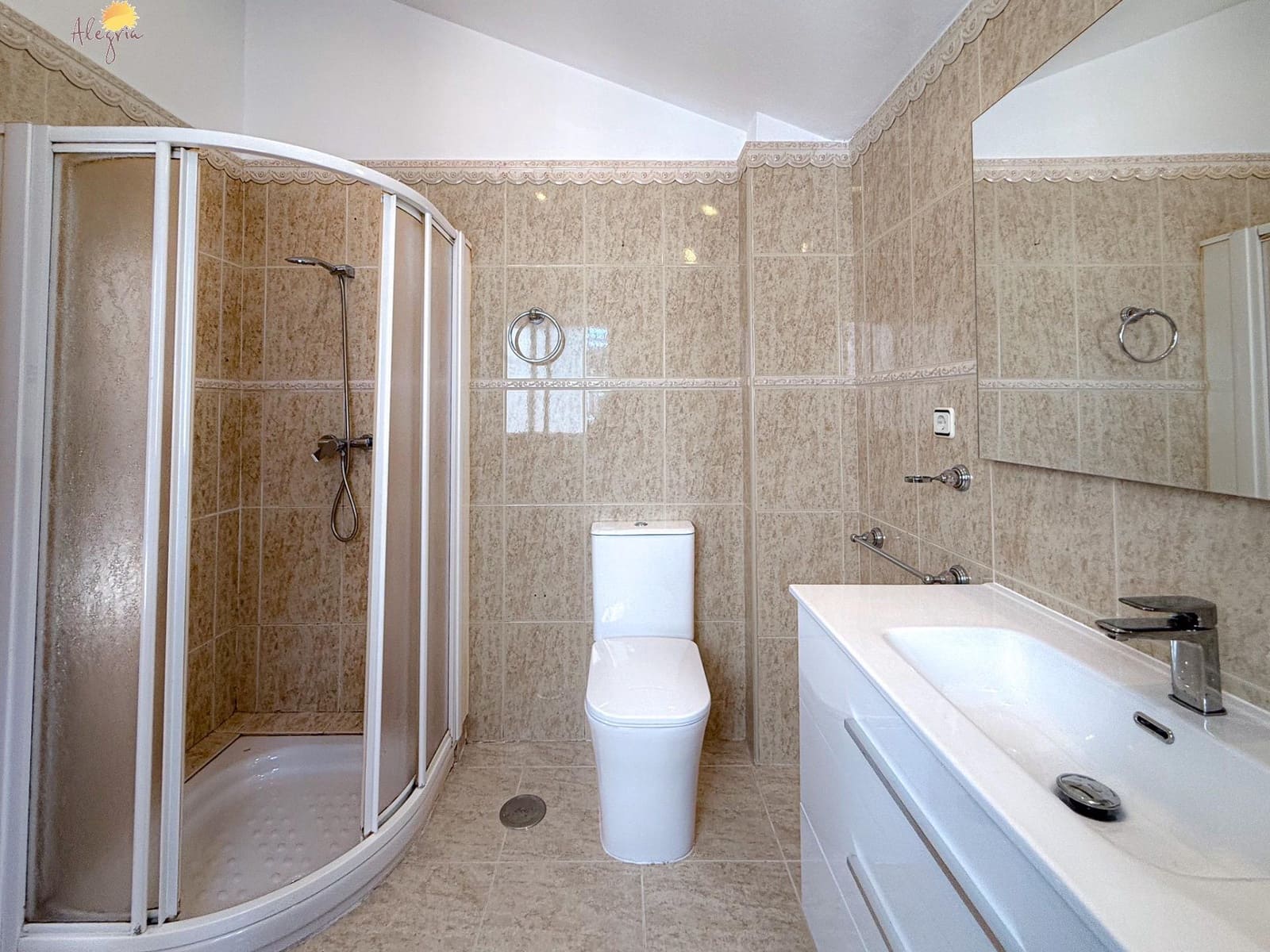 5 bedroom Villa for sale in Orihuela with pool garage - € 419,900 (Ref: 8633164)