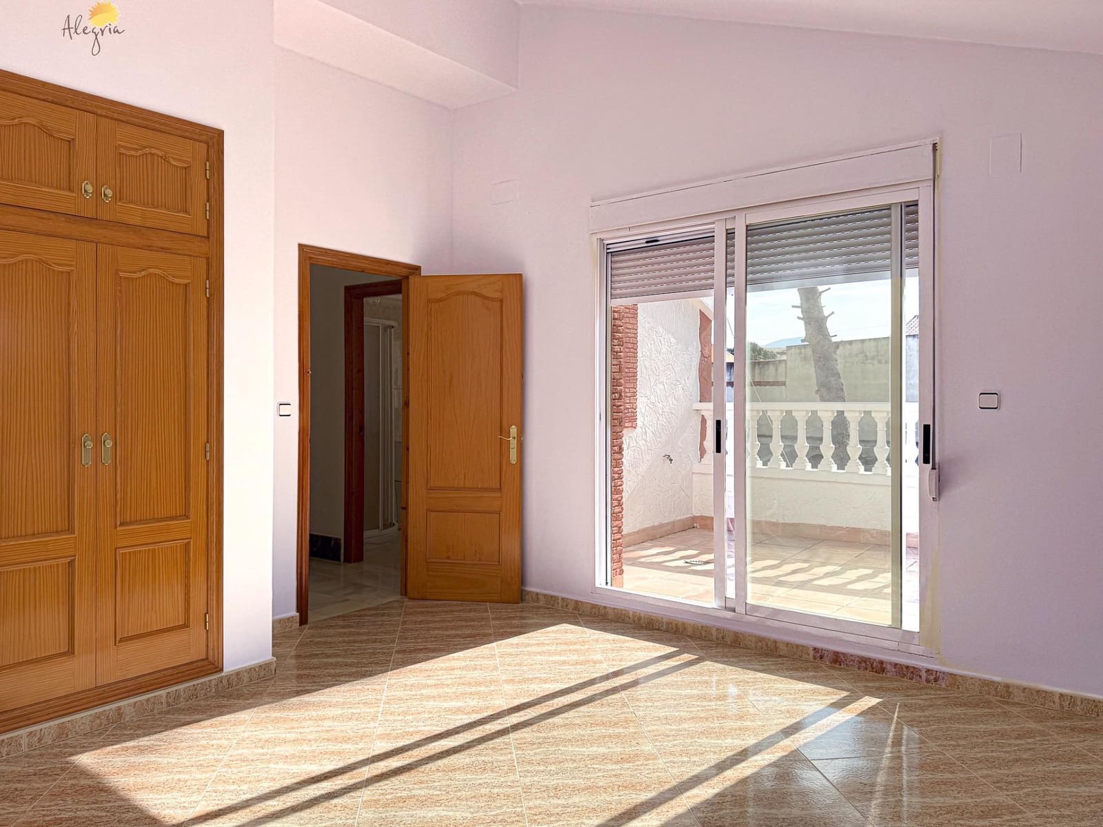 5 bedroom Villa for sale in Orihuela with pool garage - € 419,900 (Ref: 8633164)