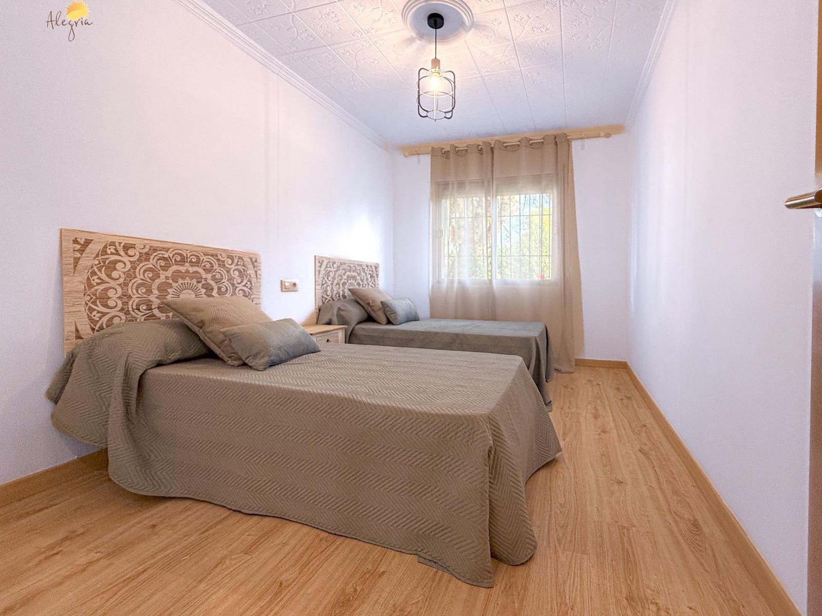 5 bedroom Villa for sale in Orihuela with pool garage - € 419,900 (Ref: 8633164)