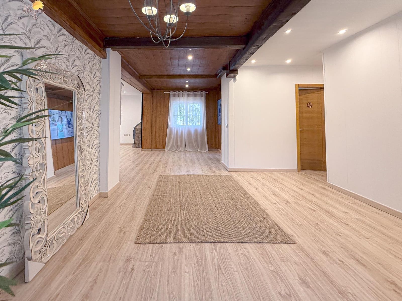 5 bedroom Villa for sale in Orihuela with pool garage - € 419,900 (Ref: 8633164)