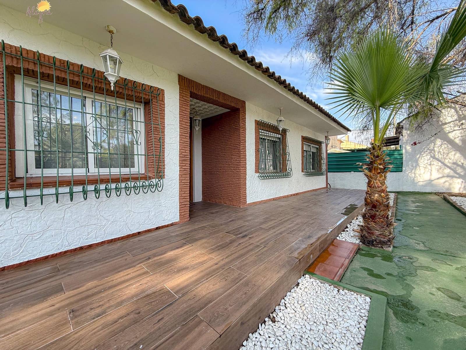 5 bedroom Villa for sale in Orihuela with pool garage - € 419,900 (Ref: 8633164)