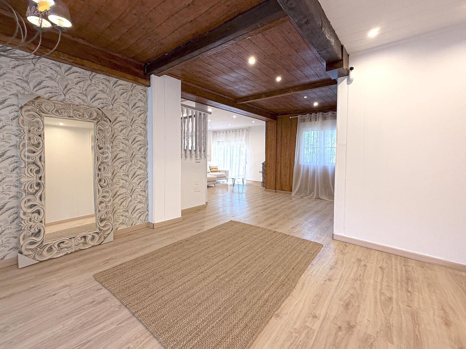 5 bedroom Villa for sale in Orihuela with pool garage - € 419,900 (Ref: 8633164)