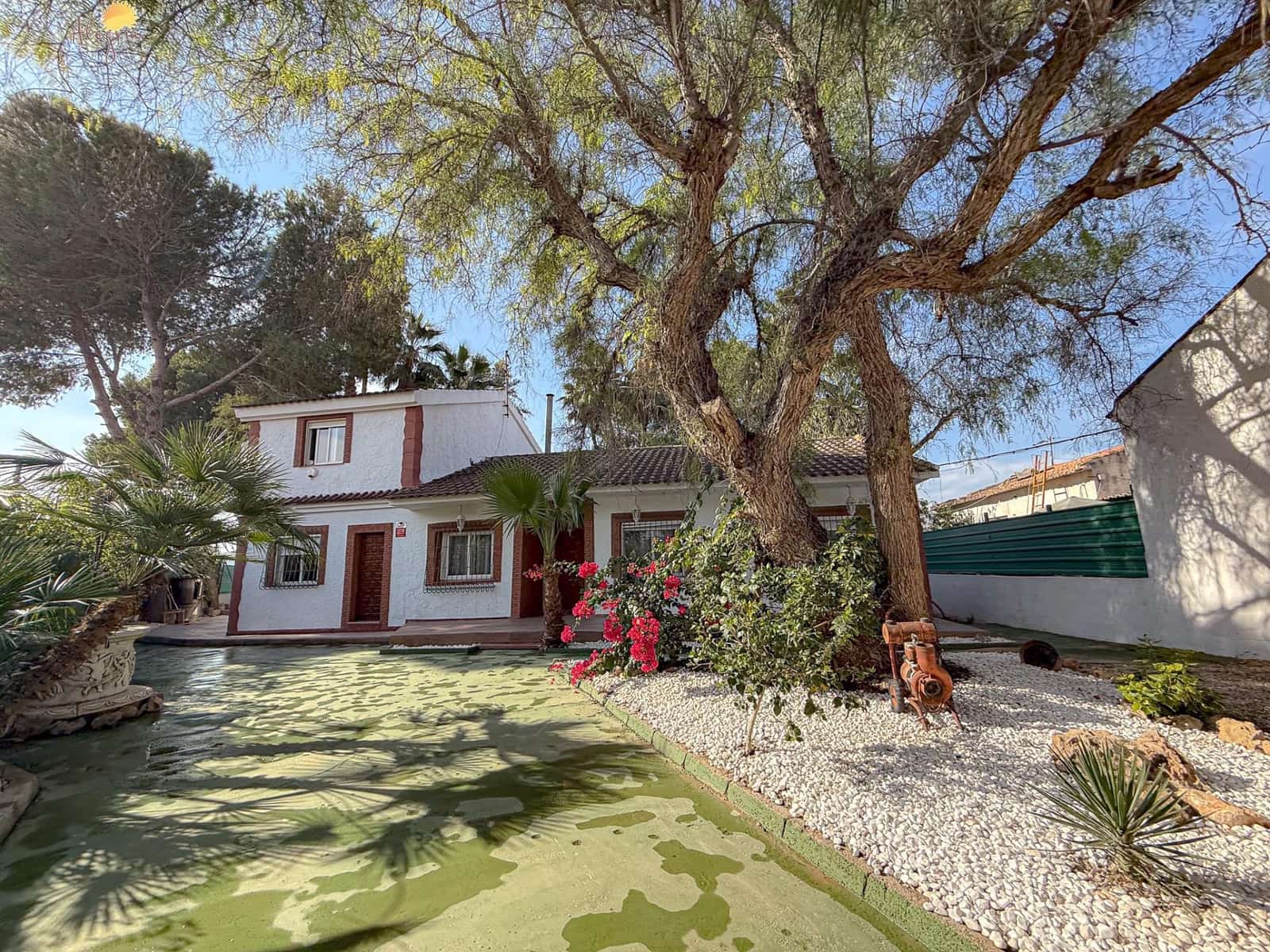 5 bedroom Villa for sale in Orihuela with pool garage - € 419,900 (Ref: 8633164)