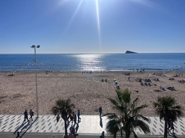 3 bedroom Apartment for sale in Playa Levante, Benidorm - € 420,000 (Ref: 8645253)