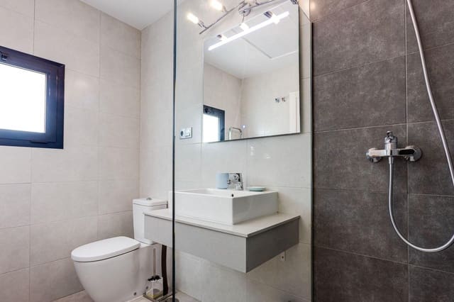 3 soveværelse Lejlighed til salg i La Mata, Torrevieja med swimmingpool - € 235.000 (Ref: 8645254)