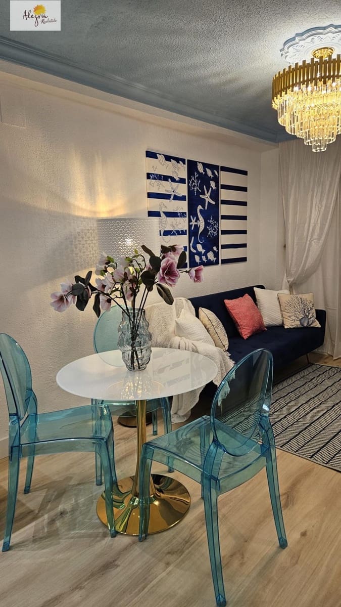 2 soveværelse Lejlighed til salg i Oropesa  med garage - € 169.990 (Ref: 8646004)