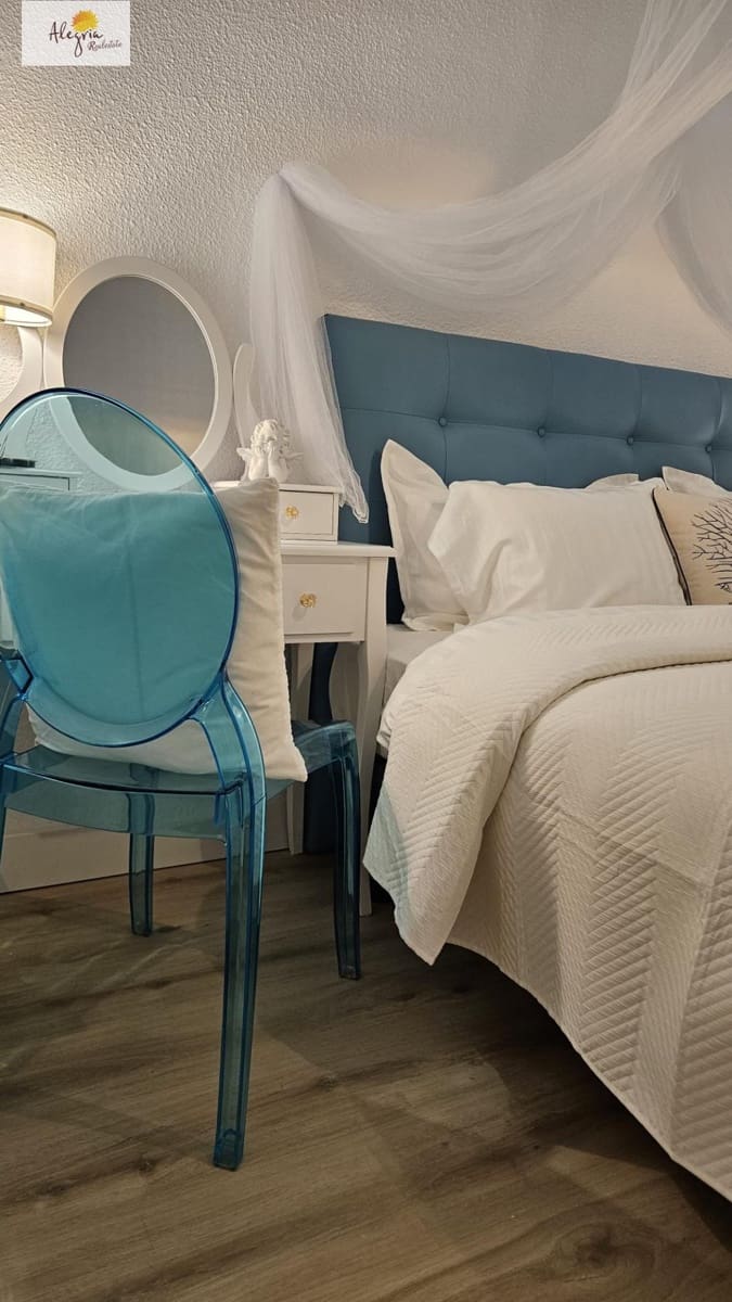 2 soveværelse Lejlighed til salg i Oropesa  med garage - € 169.990 (Ref: 8646004)