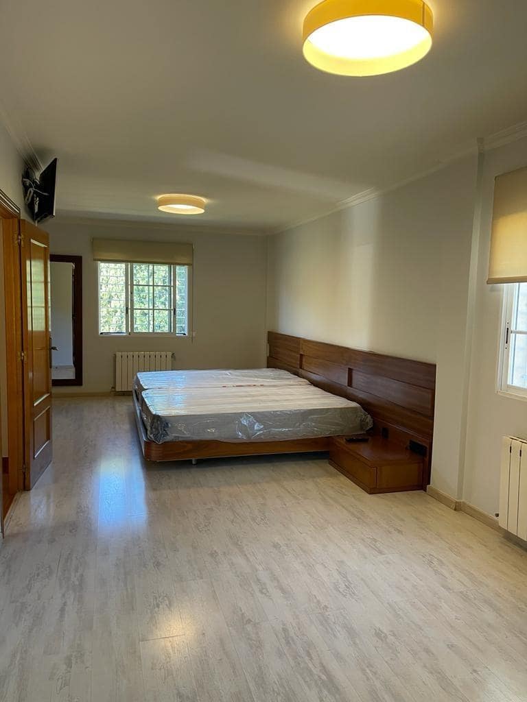 4 slaapkamer Villa te koop in Torrevieja met zwembad - € 600.000 (Ref: 8670479)
