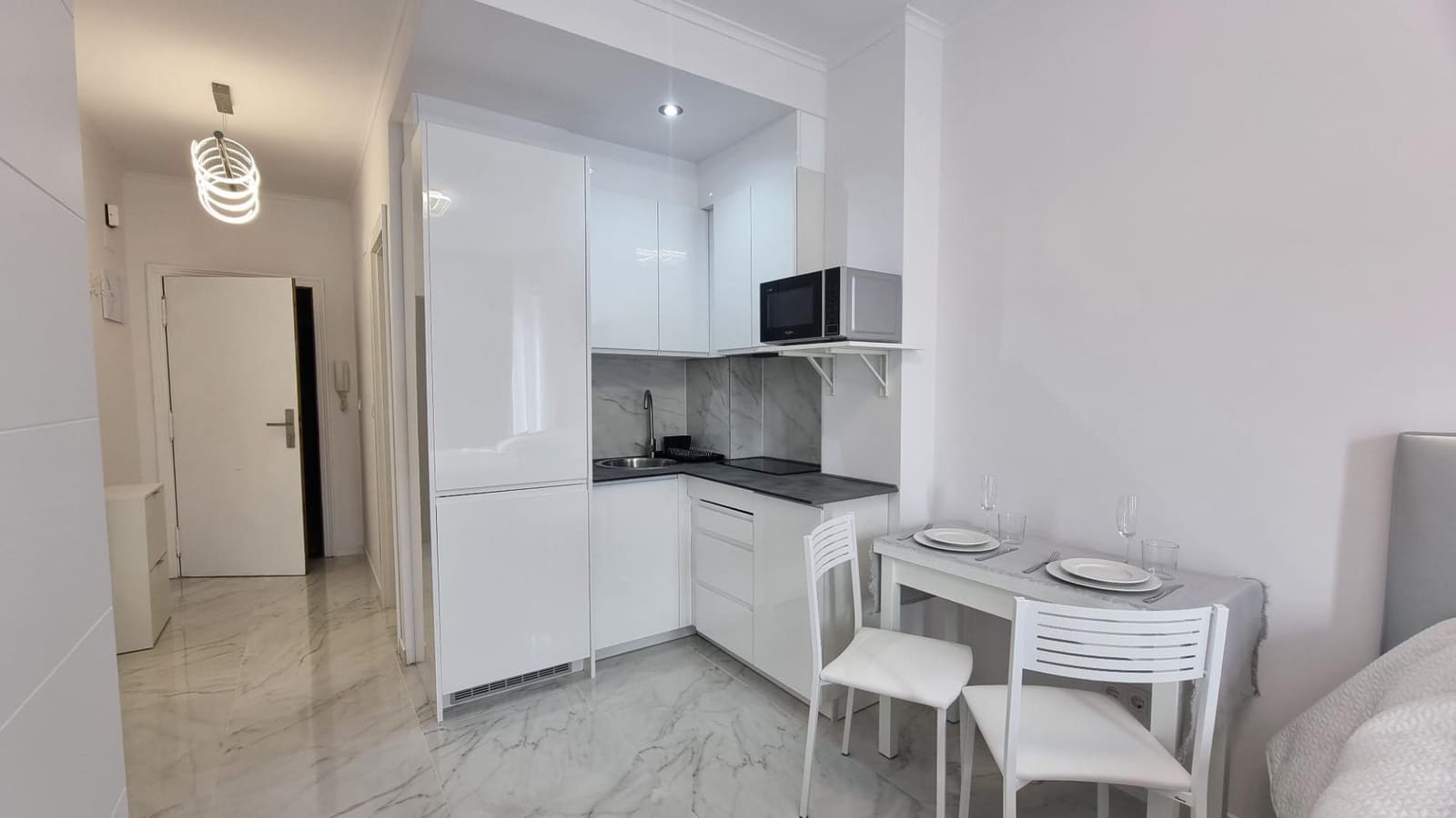 Studio na sprzedaż w Torrevieja - 112 900 € (Ref: 8670480)